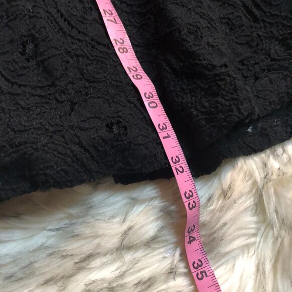 BB Dakota Sleeveless Crochet Lace Black Dress - Picture 7 of 15